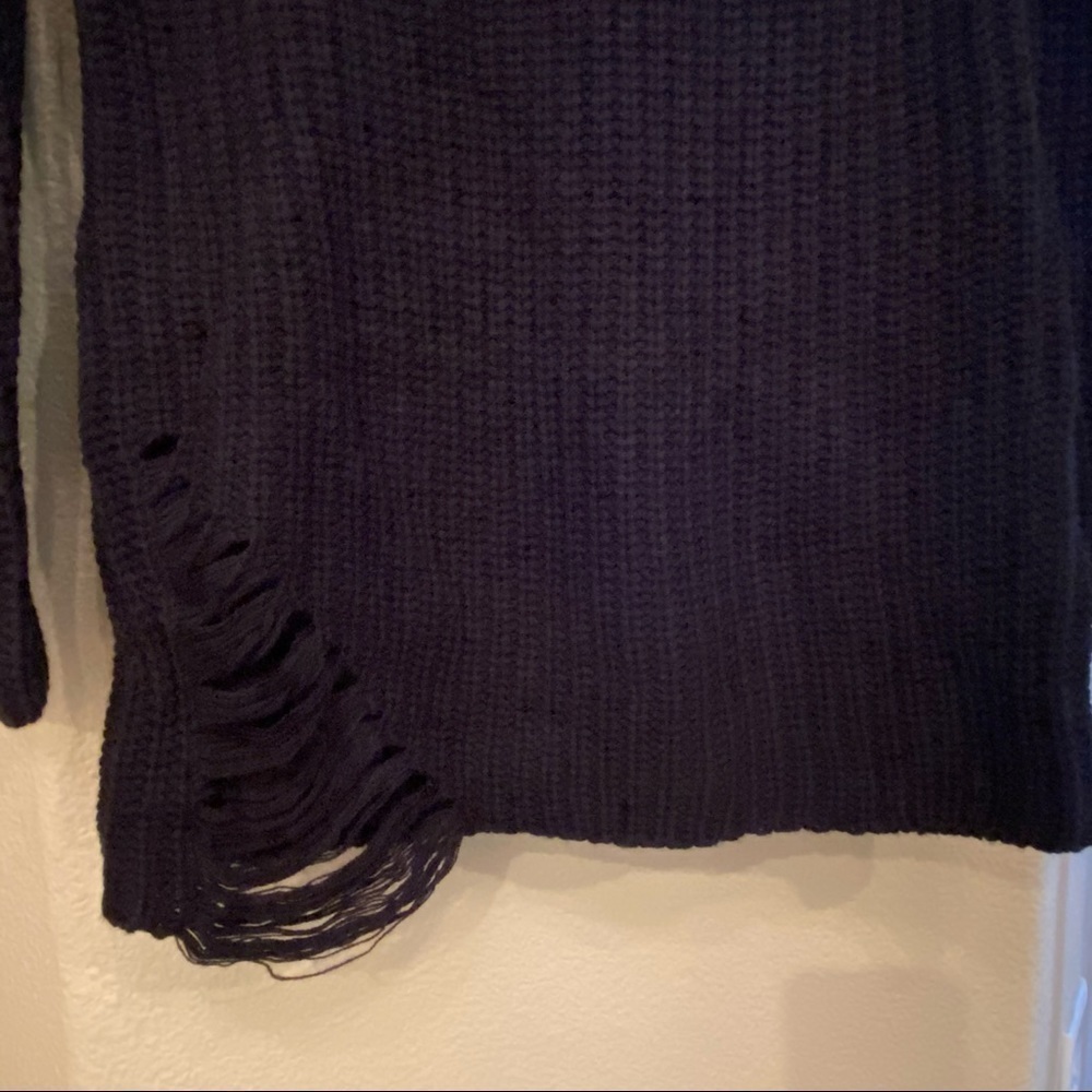 ARO Women Black Distressed Effect Knit Sweater Size Small - Picture 4 of 9